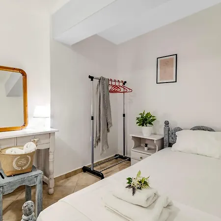 Kerkis Traditional Apartamento Drymon