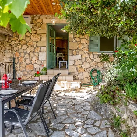 Διαμέρισμα Kerkis Traditional Δρυμώνας