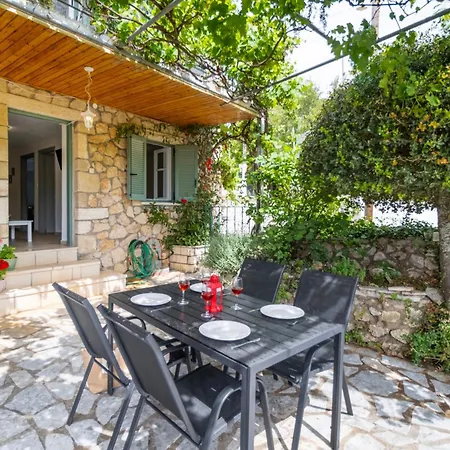 Kerkis Traditional * Δρυμώνας