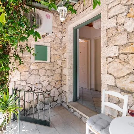 Appartamento Kerkis Traditional