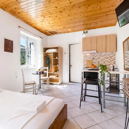 Apartamento Kerkis Traditional Drymon